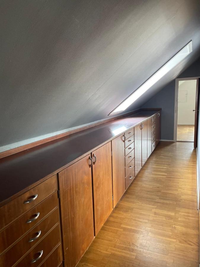 Apartment E&m 2